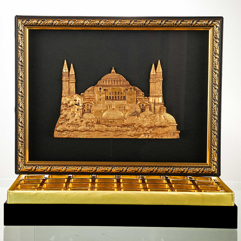 Altın Ayasofya Camlı Çerçeveli Çikolata Kutusu